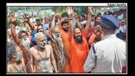 Sadhus Protest