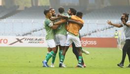 Gokulam Kerala players celebrate vs Roundglass Punjab FC