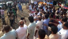 BEML employees, along with other workers, form a human fortress or protest wall in Palakkad against the privatisation of the mini ratna PSU.