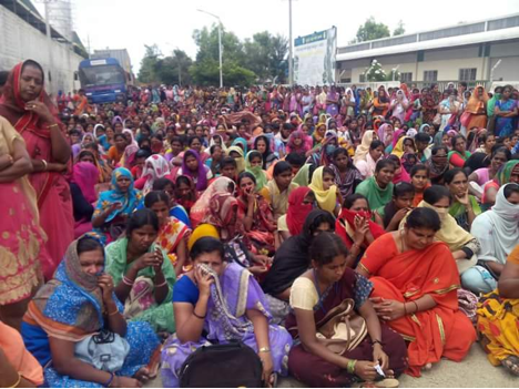 Workers of Maddur’s Shahi Exports Complain of Harassment, On Strike