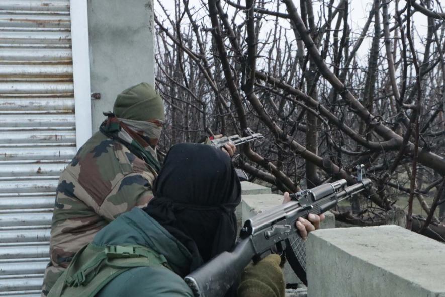 Developments Pick up Pace in Kashmir, At Least 3 Militants, 4 Army Personnel ‘Killed’