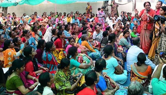 30,000 Teachers Protest in Bengal