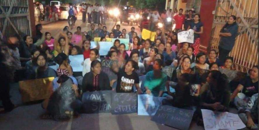 BHU: Prof Accused of Sexual Harassment Sent on Long Leave Following Massive Students’ Protest