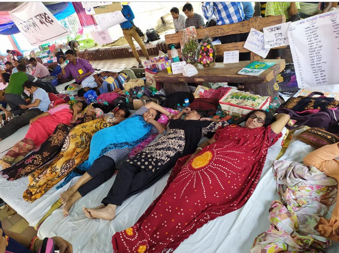 Bengal Para-teachers Continue Hunger Strike, Boycott Schools