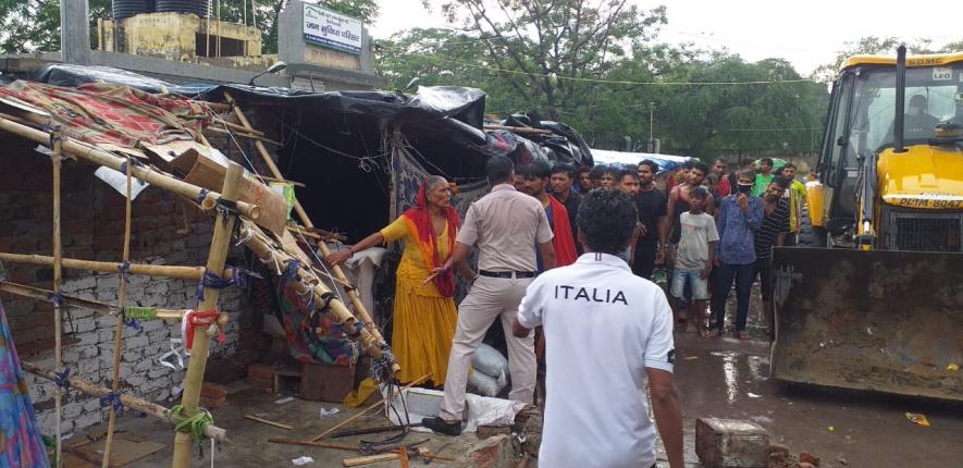 After Losing Their Livelihoods, Craftsmen in Delhi’s Badarpur Mourn Demolished Houses