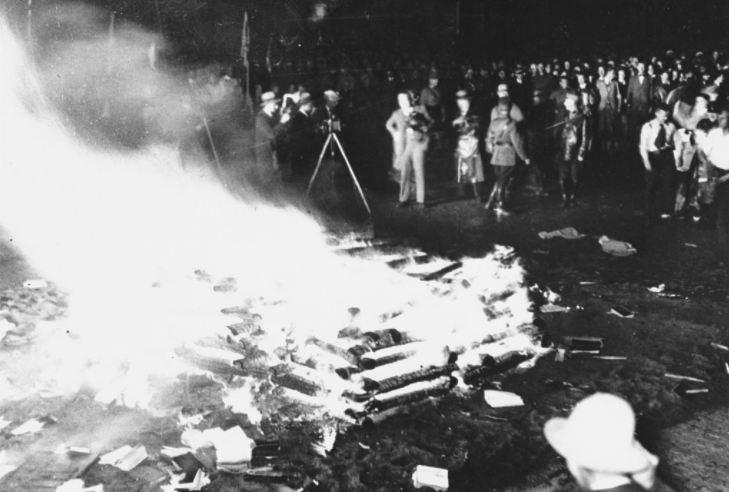 Nazi's Boook burning