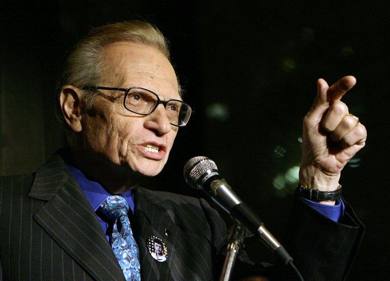 Larry King, Broadcasting Icon for Half-Century, dies at 87