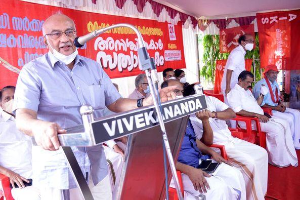 S Ramachandran Pillai Flags off the march