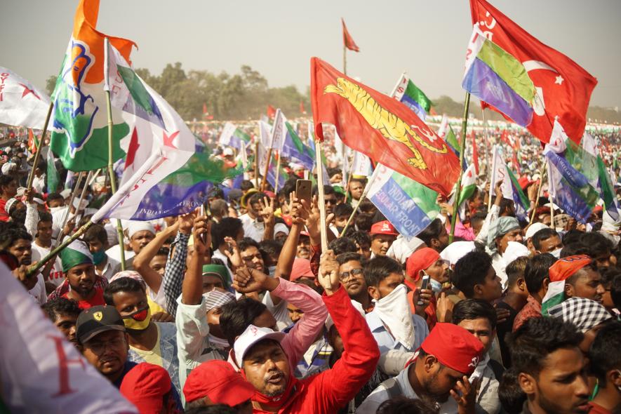 Massive crowd at brigade ground