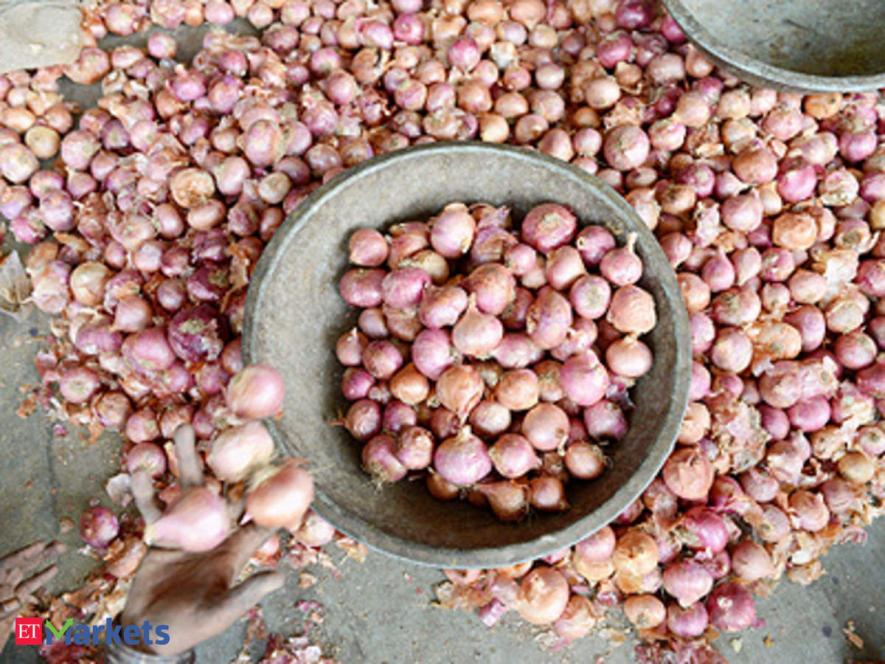 A two days hailstorm in this week has wrecked the economy of onion belt from Nasik and part of Dhule districts. The summer onion is lost badly. 