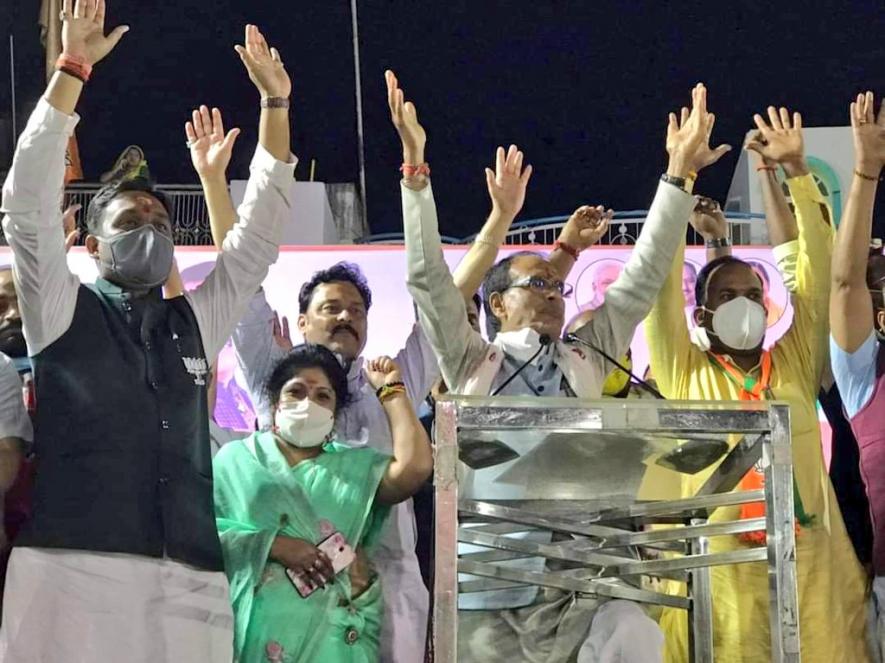 CM Shivraj Singh Chouhan addressing rally in Damoh.