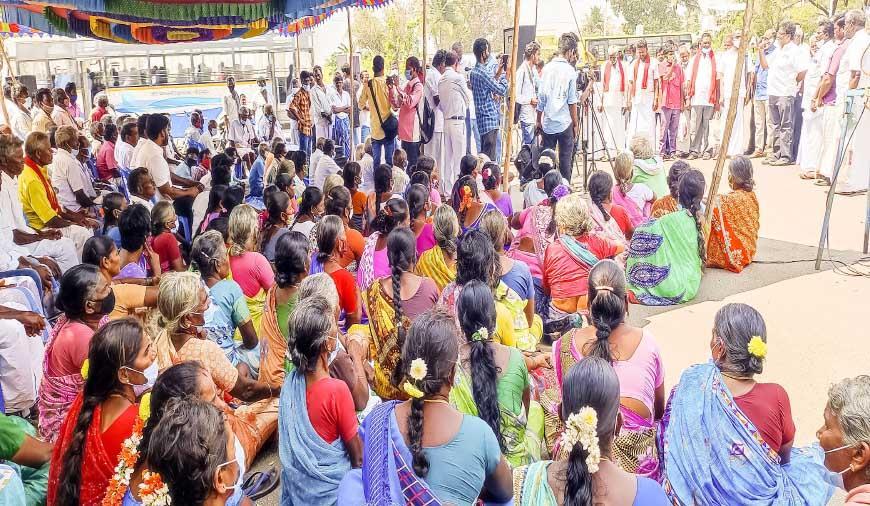 On the 50th day of protest against SIPCOT in Paliyapattu. Images courtesy: Theekkathir