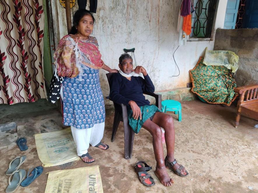 Image: Soni Sori with her Father Mundra Ram in Dantewada.