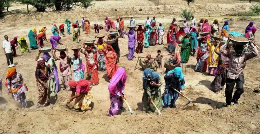 MGNREGA: Nearly 1.5 crore Job Seekers Refused Work Till Now