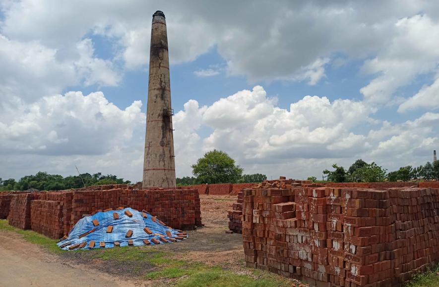 14.Close brick kiln at onda, bankura