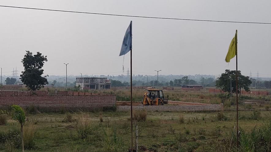 New residential plots under construction along NH-19 near Asansol’s Raghunathbati village.