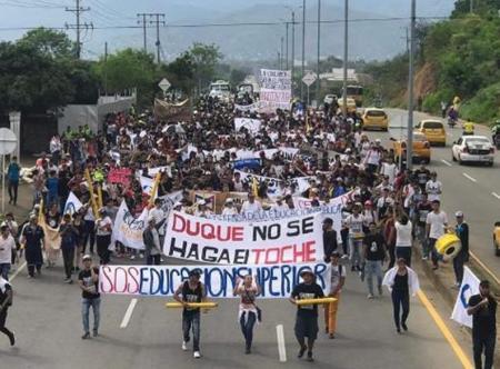 Colombia%20students'%20protest%204.jpg