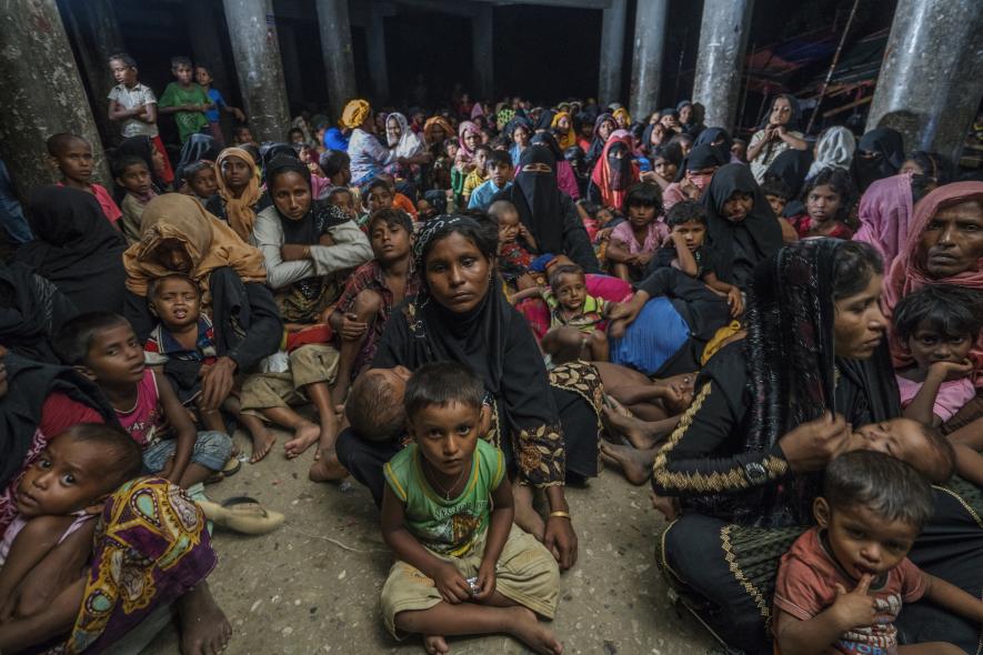 _pic 2_ Shahidul Alam, Rohingya peoples in a Cyclone Shelter, 2017.jpg